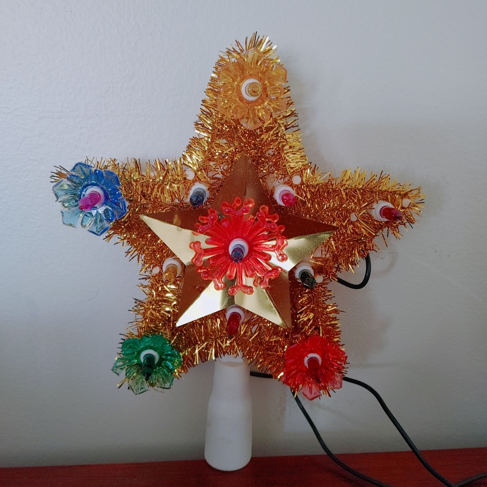 Gold Star Tree Topper with Multicolor Lights